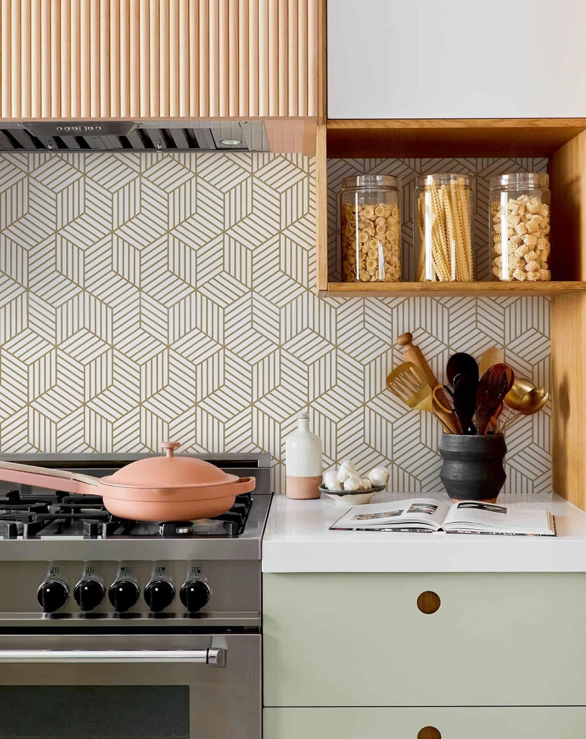 Gold and White Geometric Wallpaper Peel and Stick Wallpaper Boho Hexagon Removable Self Adhesive Wallpaper Gold Stripes Contact Paper Geometric Vinyl Film Decorative Shelf Drawer Waterproof 17.7”×118” - Image 7